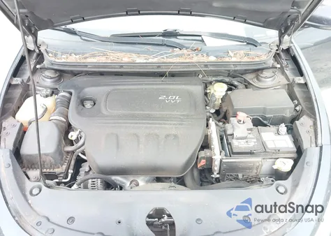 2013 Dodge Dart Limited z USA, uszkodzony, nr VIN 1C3CDFCA1DD323548